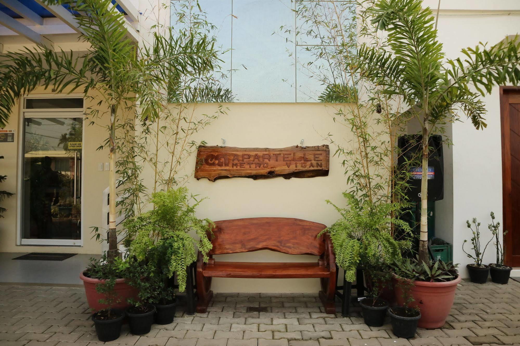 Ea Apartelle - Metro Vigan Extérieur photo