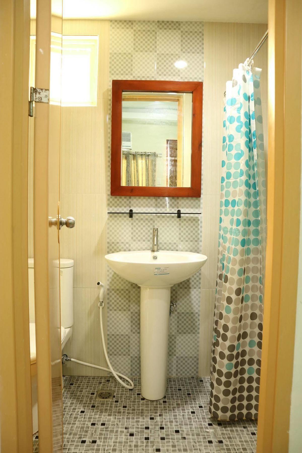 Ea Apartelle - Metro Vigan Extérieur photo