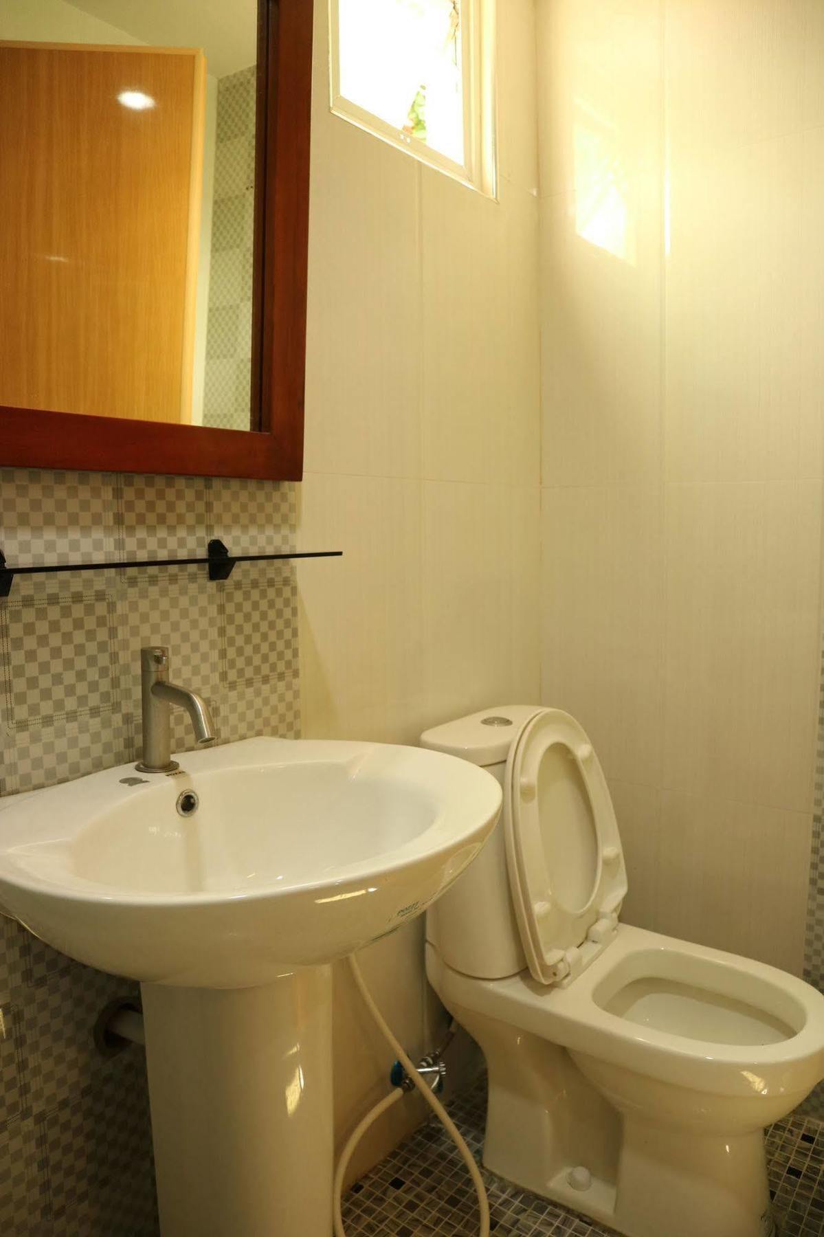 Ea Apartelle - Metro Vigan Extérieur photo