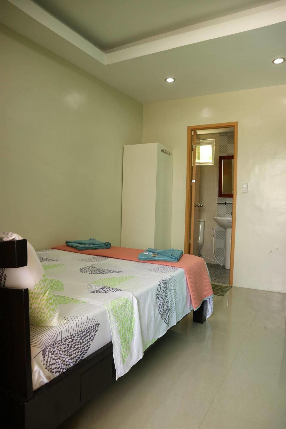 Ea Apartelle - Metro Vigan Extérieur photo