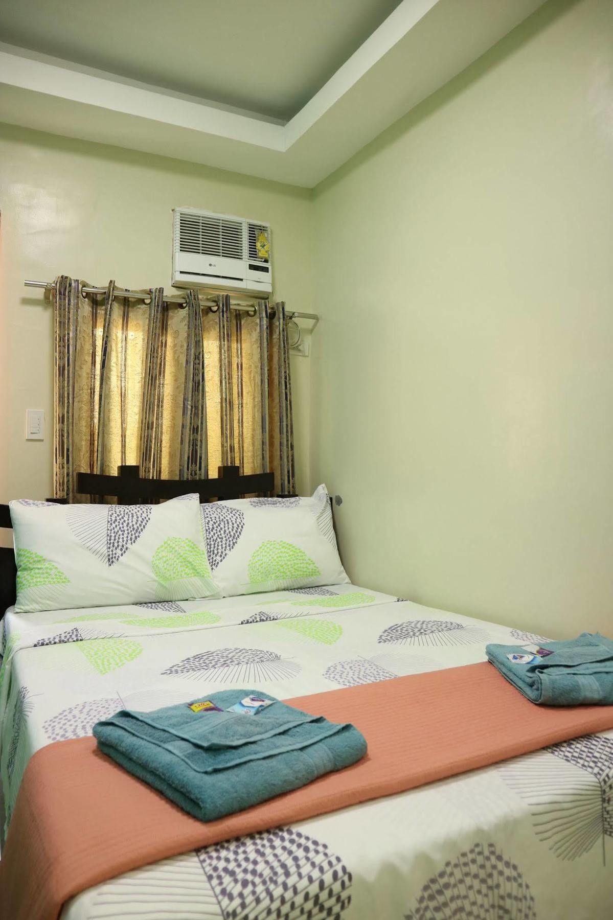 Ea Apartelle - Metro Vigan Extérieur photo